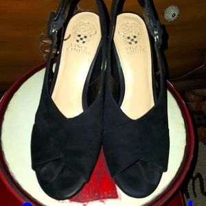 Vince Camuto sandal, Size 9med, black suede